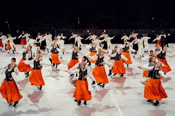Koncertuzvedums "BALTS"