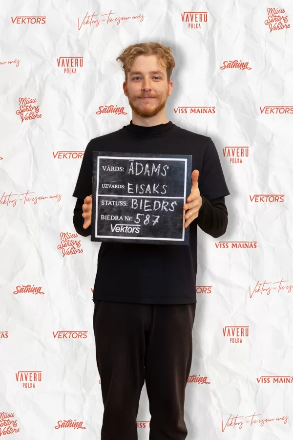 (Ādams Kristaps)(Dejo Vektorā kopš 2018. gada)