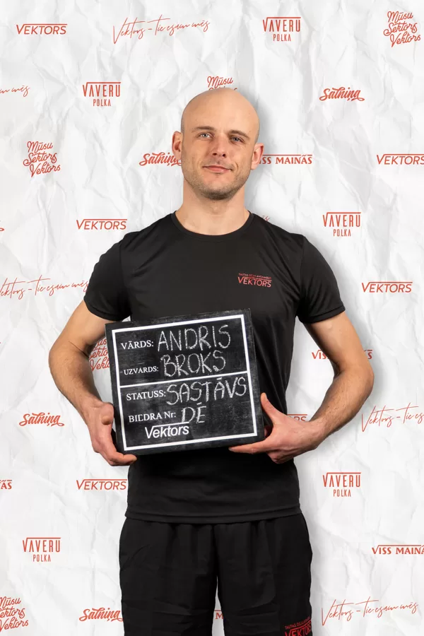 (Andris B.)